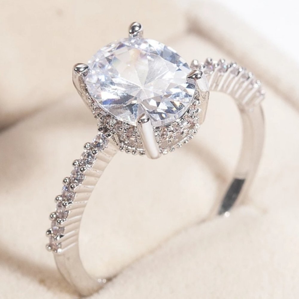NEW 18K White Gold Oval Cut Diamond Ring S925 - Picture 5 of 8